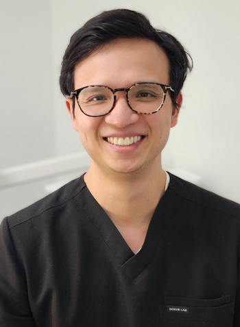 Dr Sang